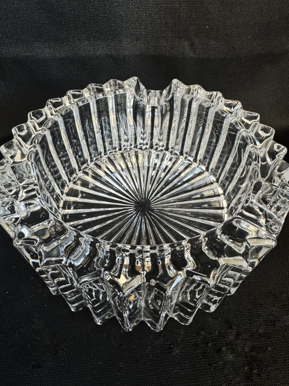 Vintage Crystal Glass Ashtray Scallop Rim Starburst Heavy Catchall Trinket Dish